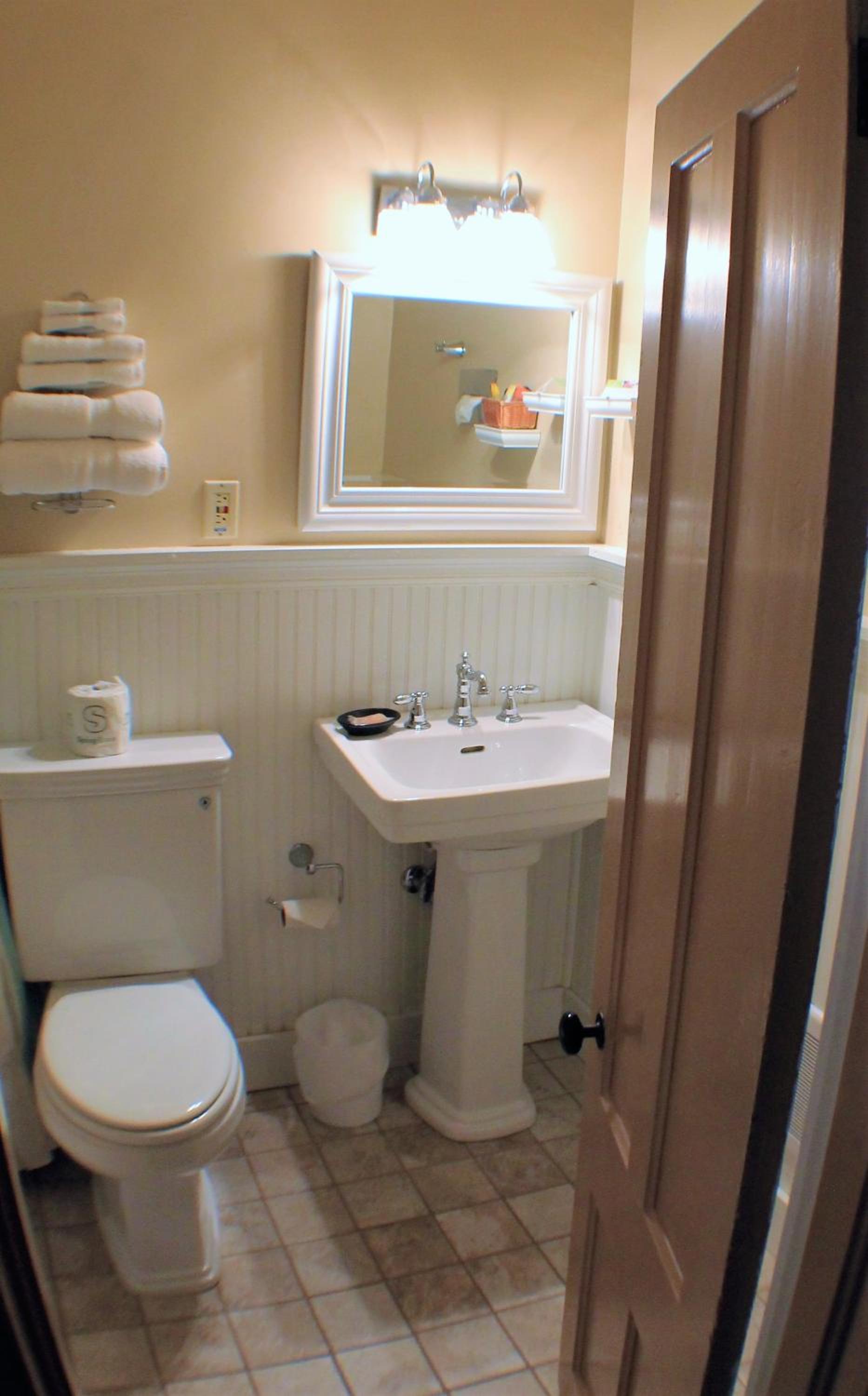 The Norwich Inn photo 36