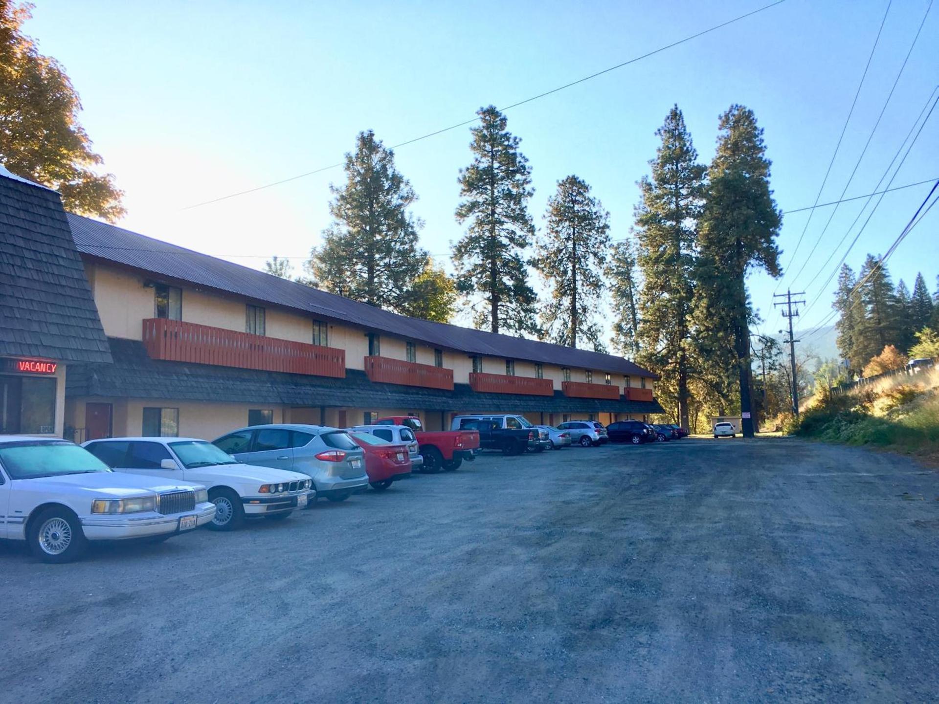 River's Edge Lodge photo 1