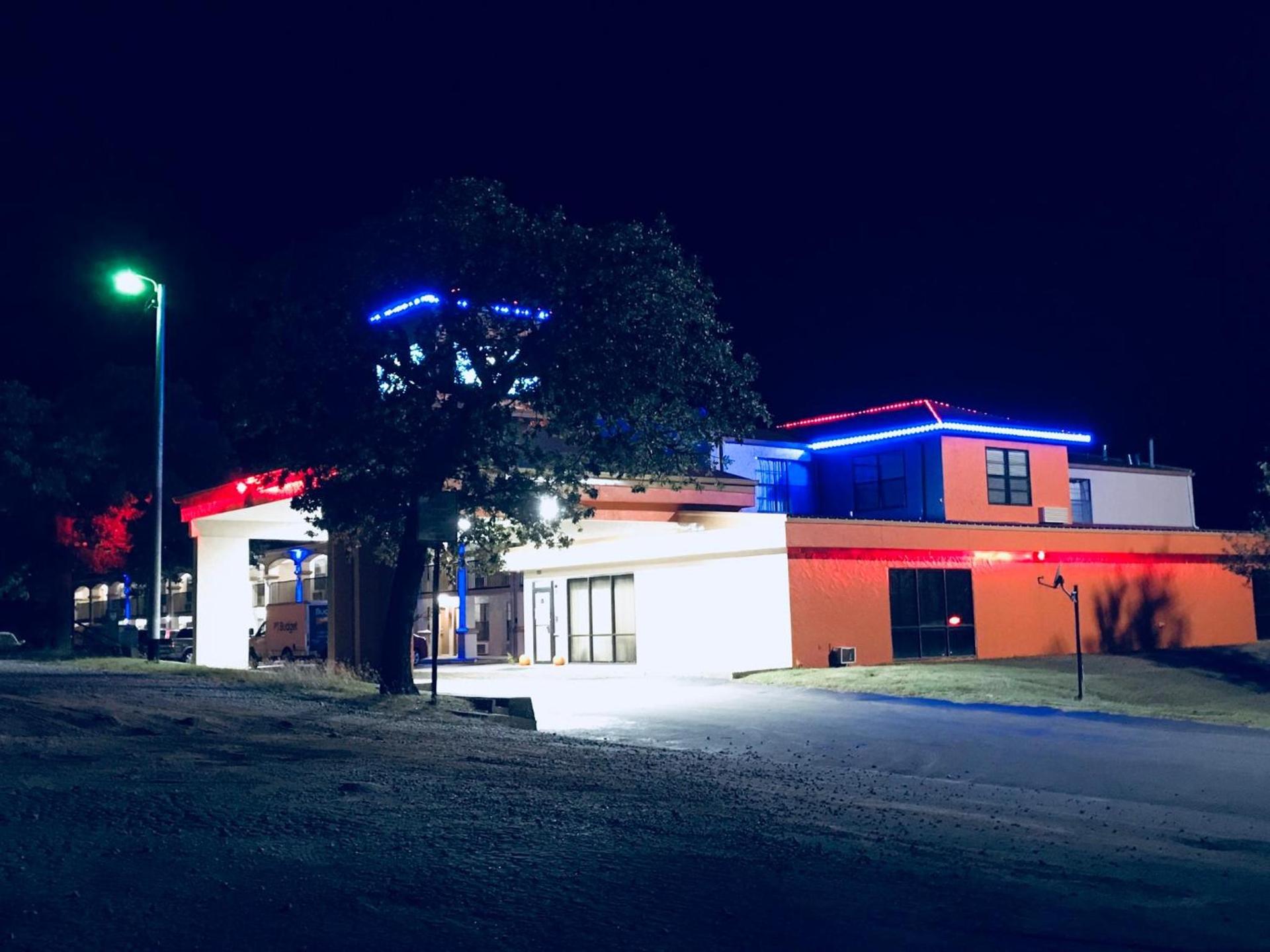 Americas Best Value Inn Bowie photo 1
