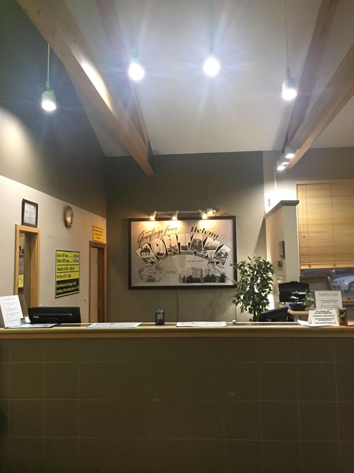 Super 8 by Wyndham Helena photo 16