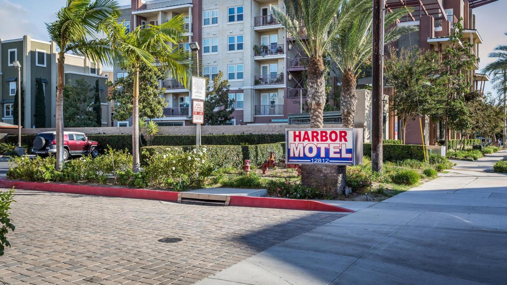 Harbor Motel photo 1