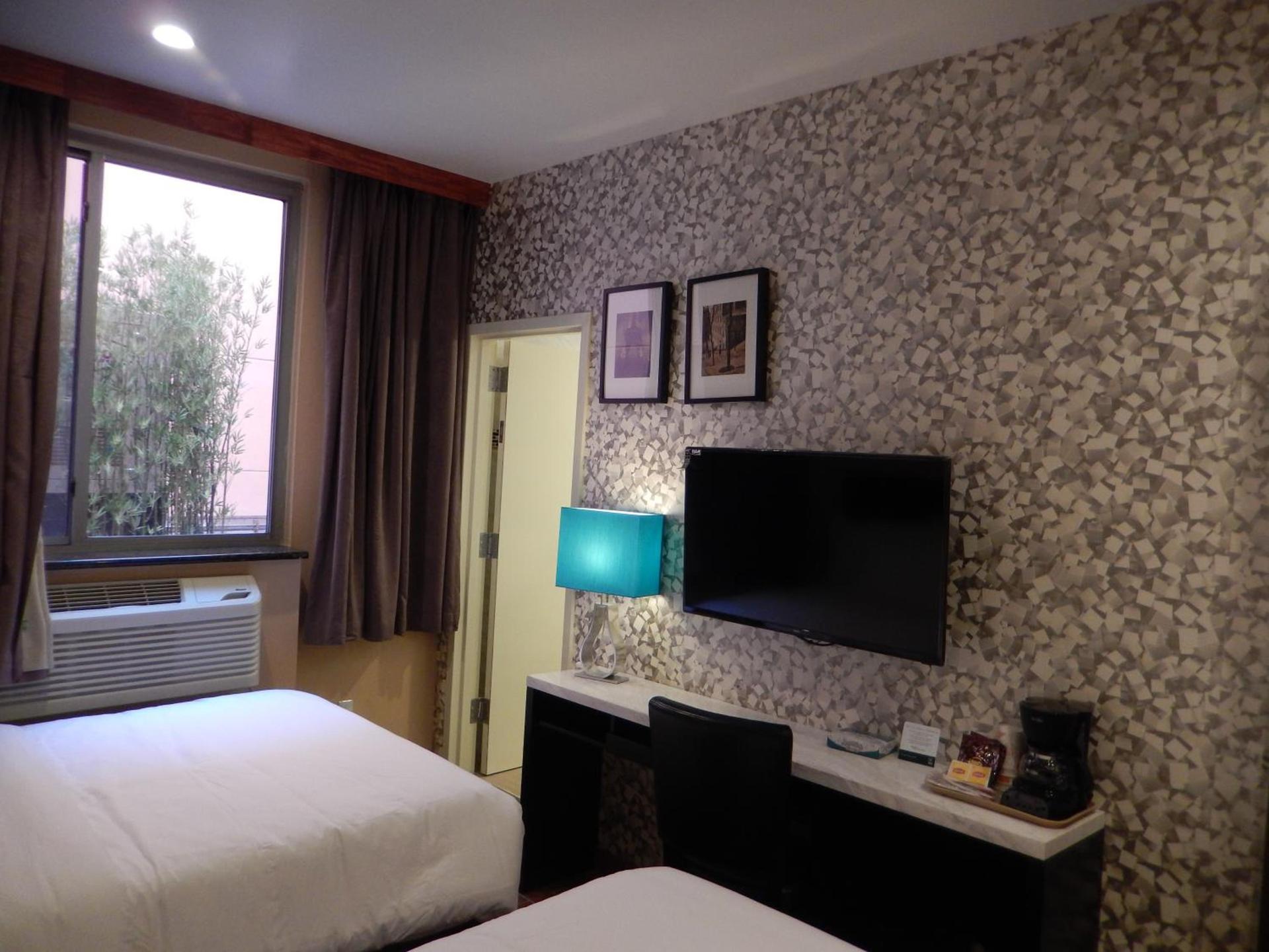 Quality Inn near Sunset Park photo 17