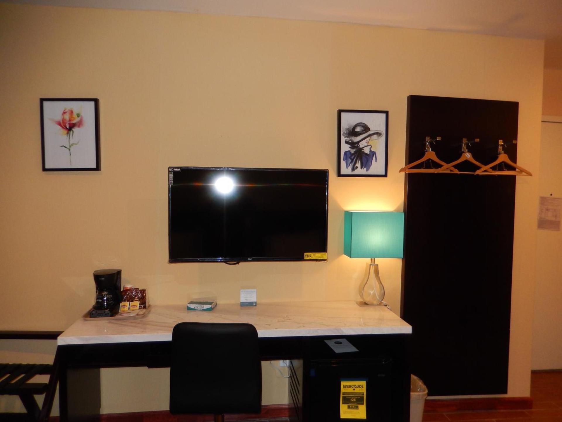 Quality Inn near Sunset Park photo 10