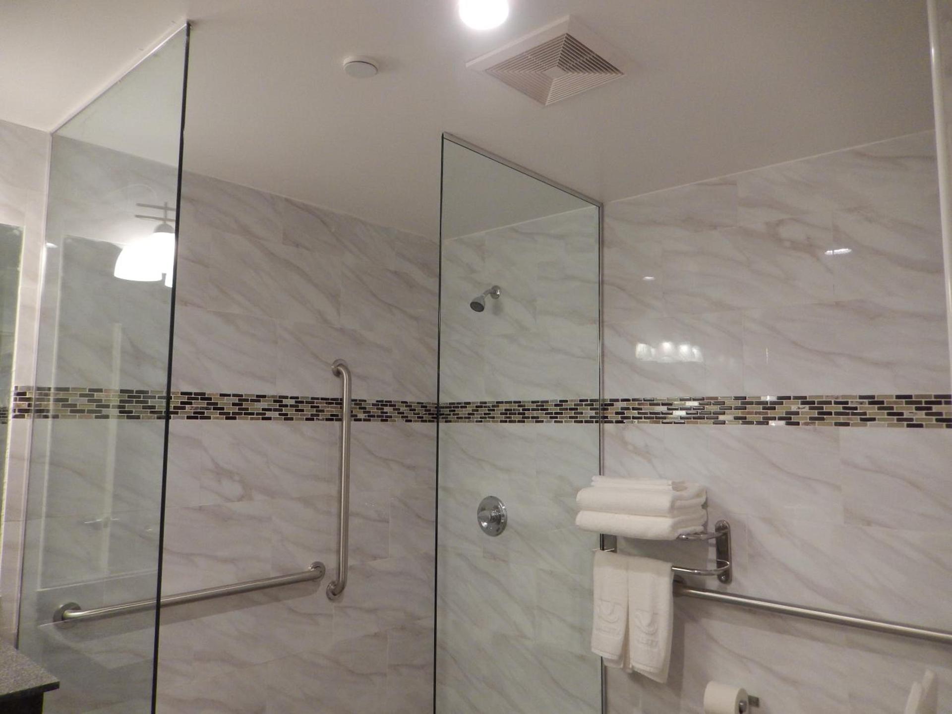 Quality Inn near Sunset Park photo 25