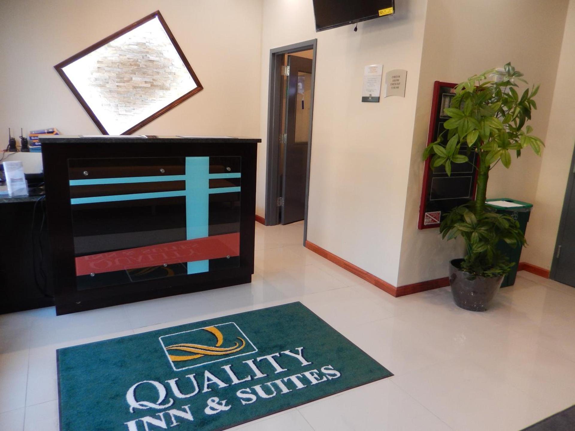 Quality Inn near Sunset Park photo 5