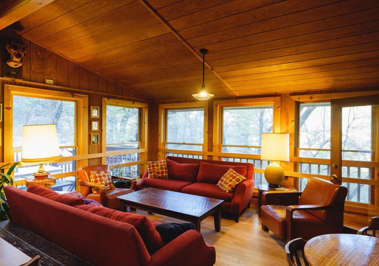 Yosemite Bug Rustic Mountain Resort photo 98
