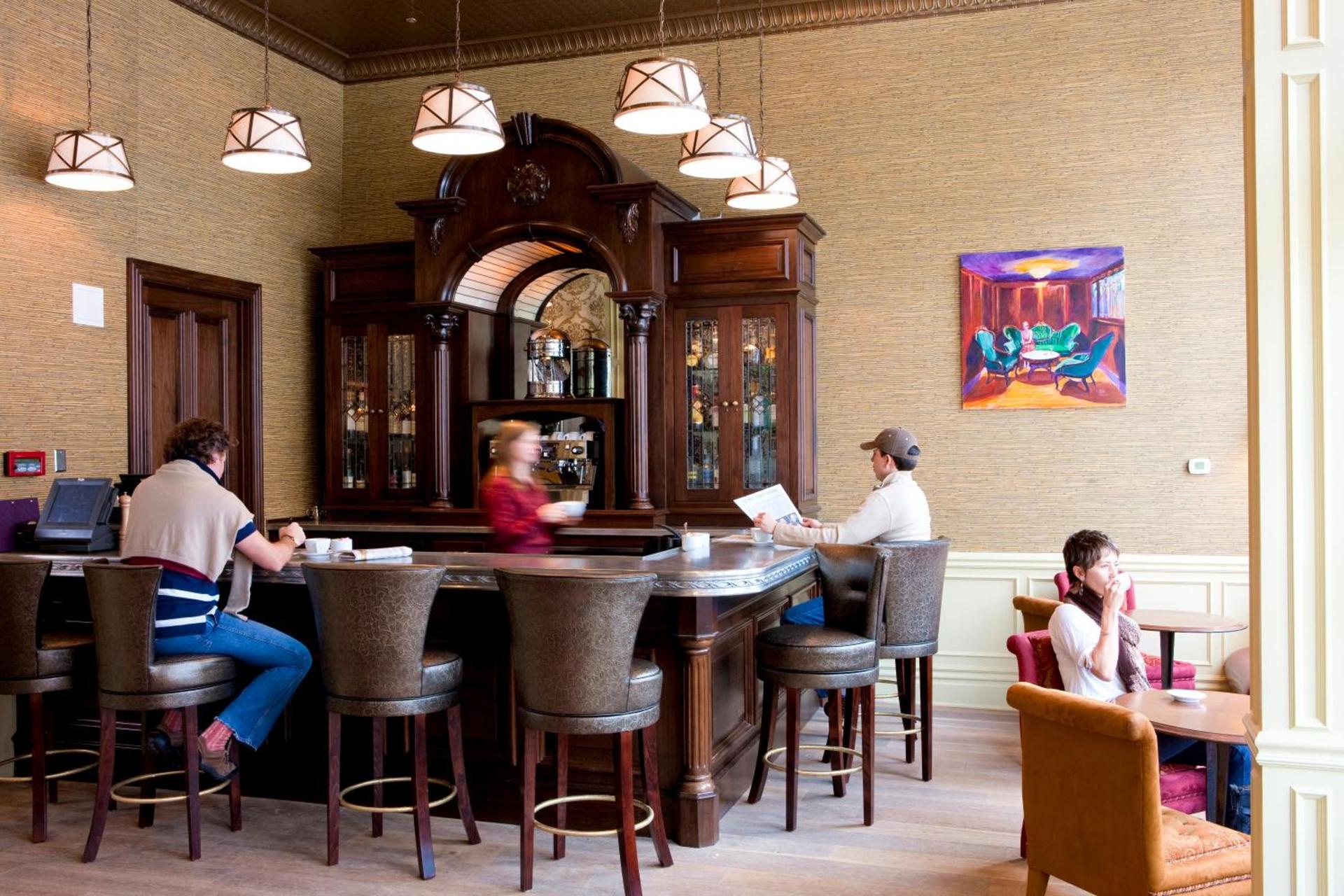 New Sheridan Hotel photo 12