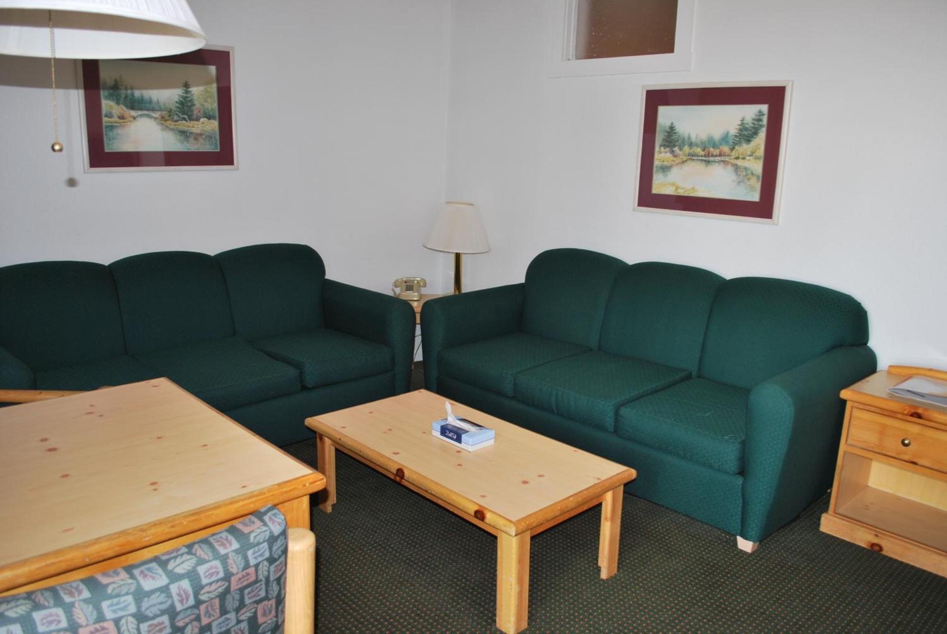 Central Motel photo 11
