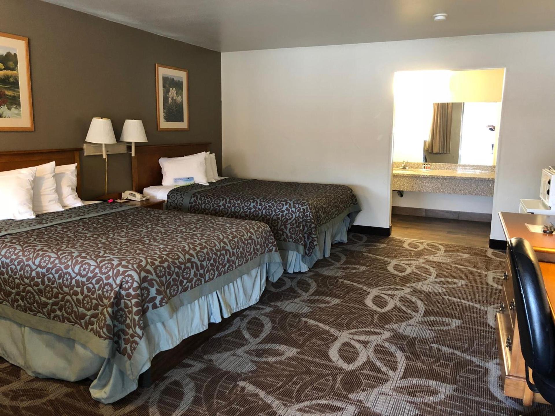 Royal Inn Provo photo 3