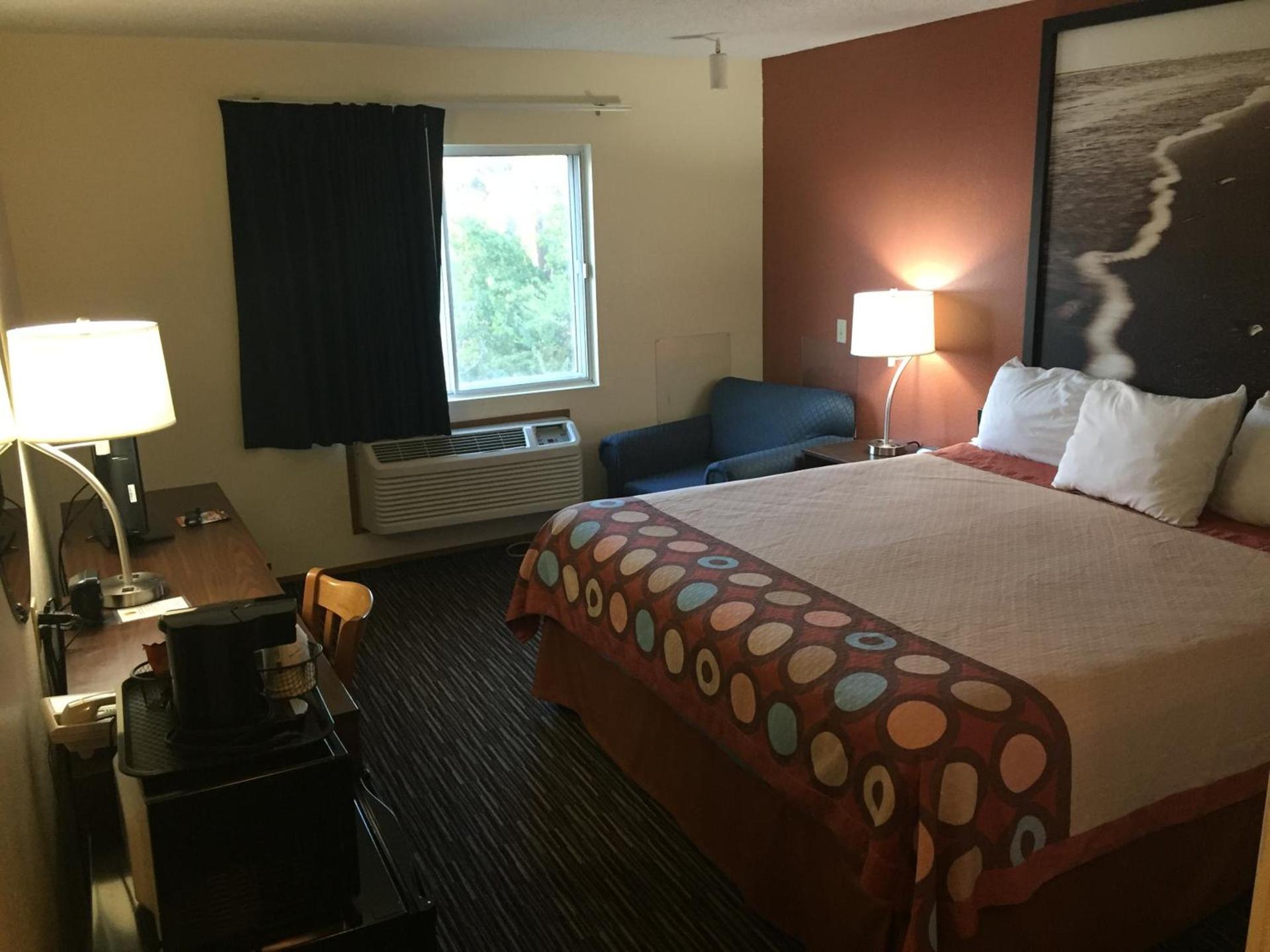 Super 8 by Wyndham College Station photo 47