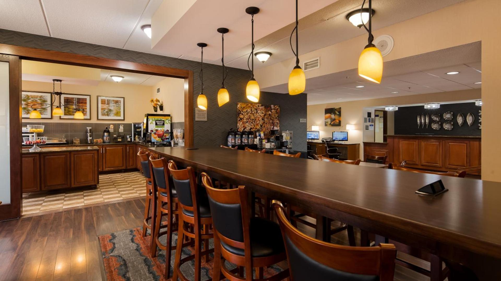 Best Western Delta Inn photo 14