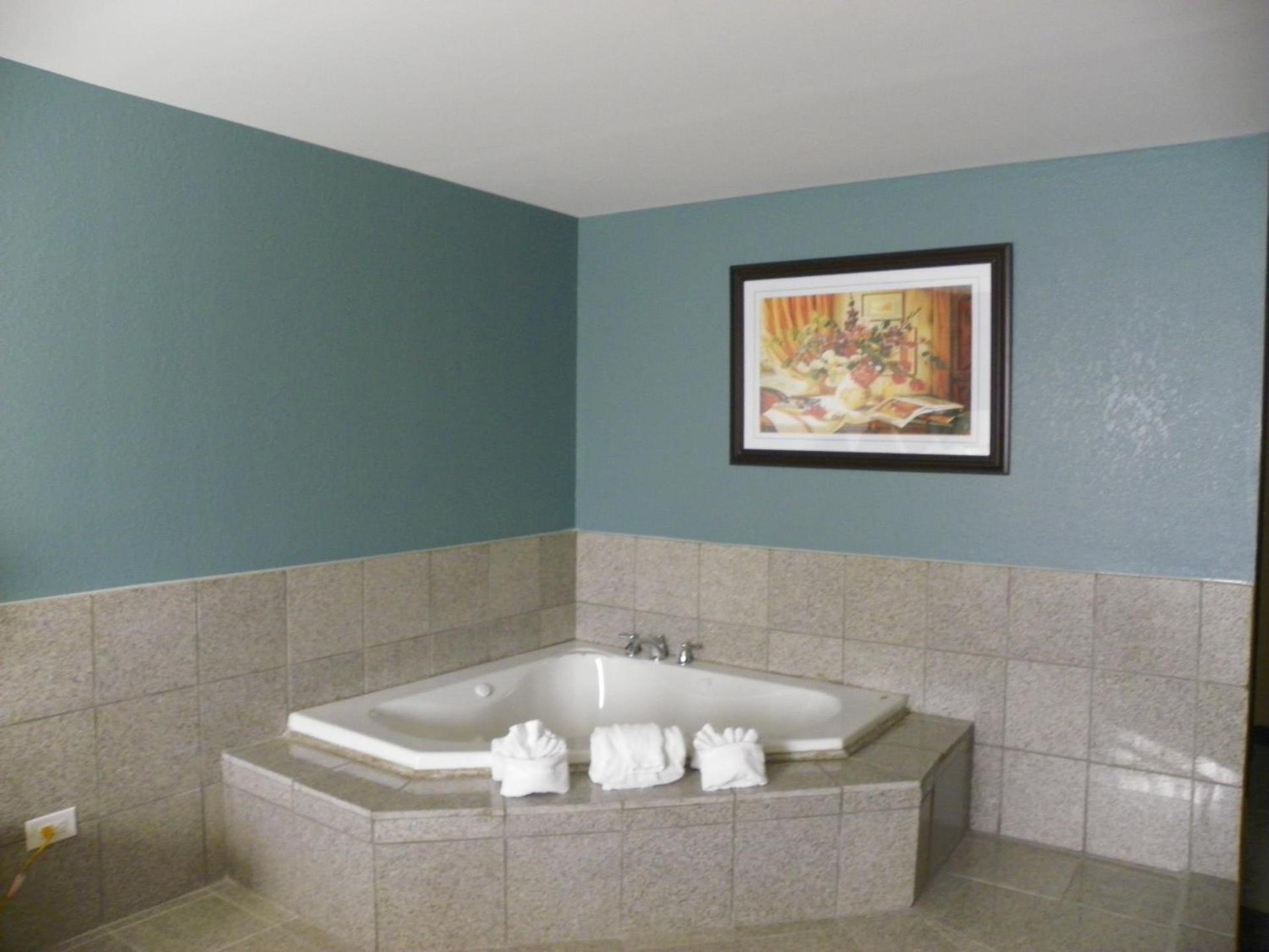 Causeway Bay Hotel photo 24