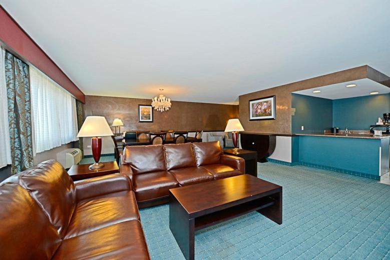 Causeway Bay Hotel photo 28