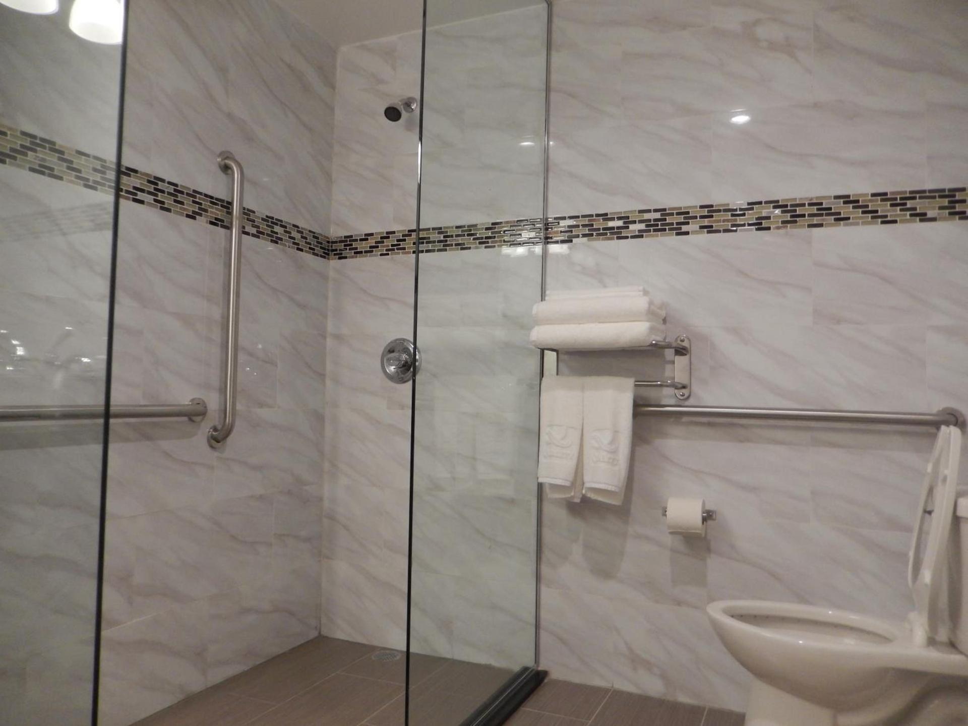 Quality Inn near Sunset Park photo 23
