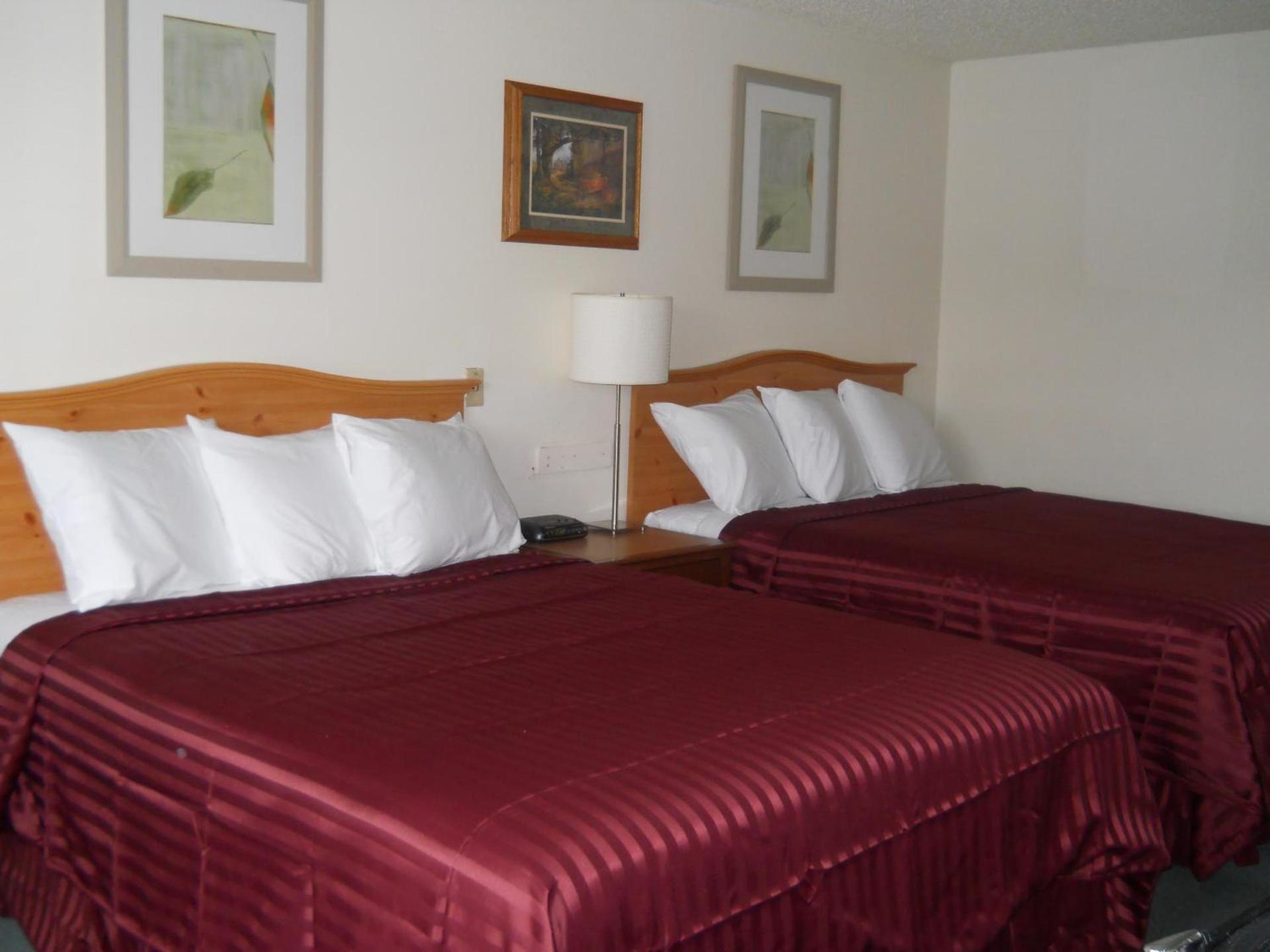 Oyster Bay Inn & Suites photo 15