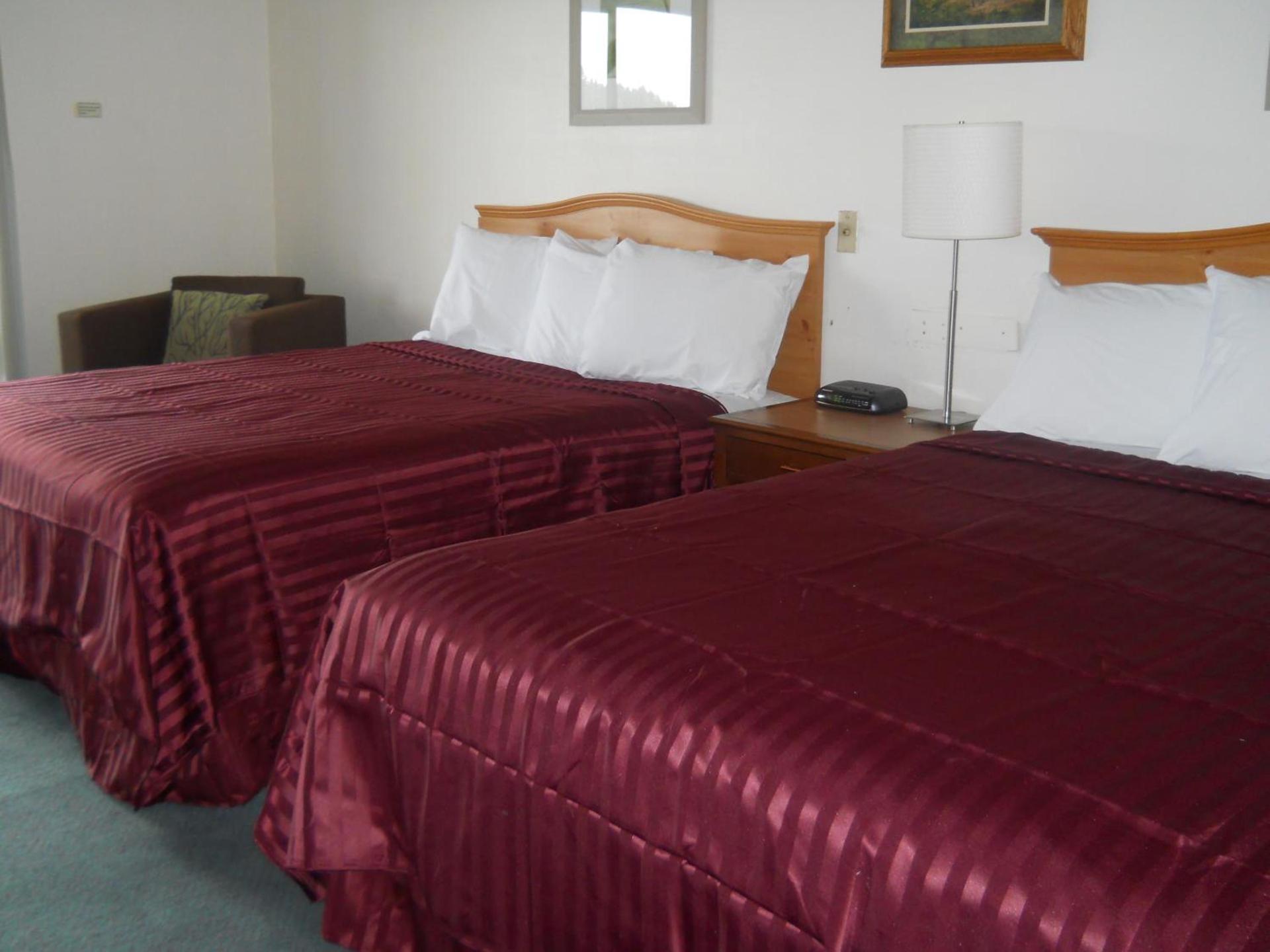 Oyster Bay Inn & Suites photo 17