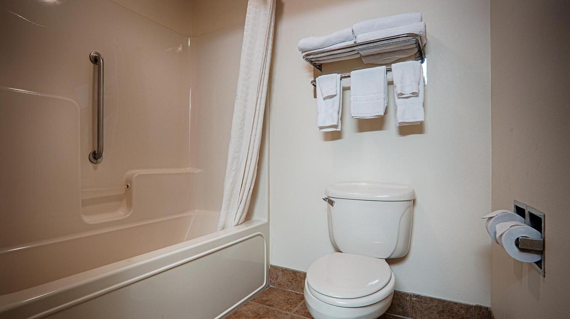 Best Western Parsons Inn photo 20
