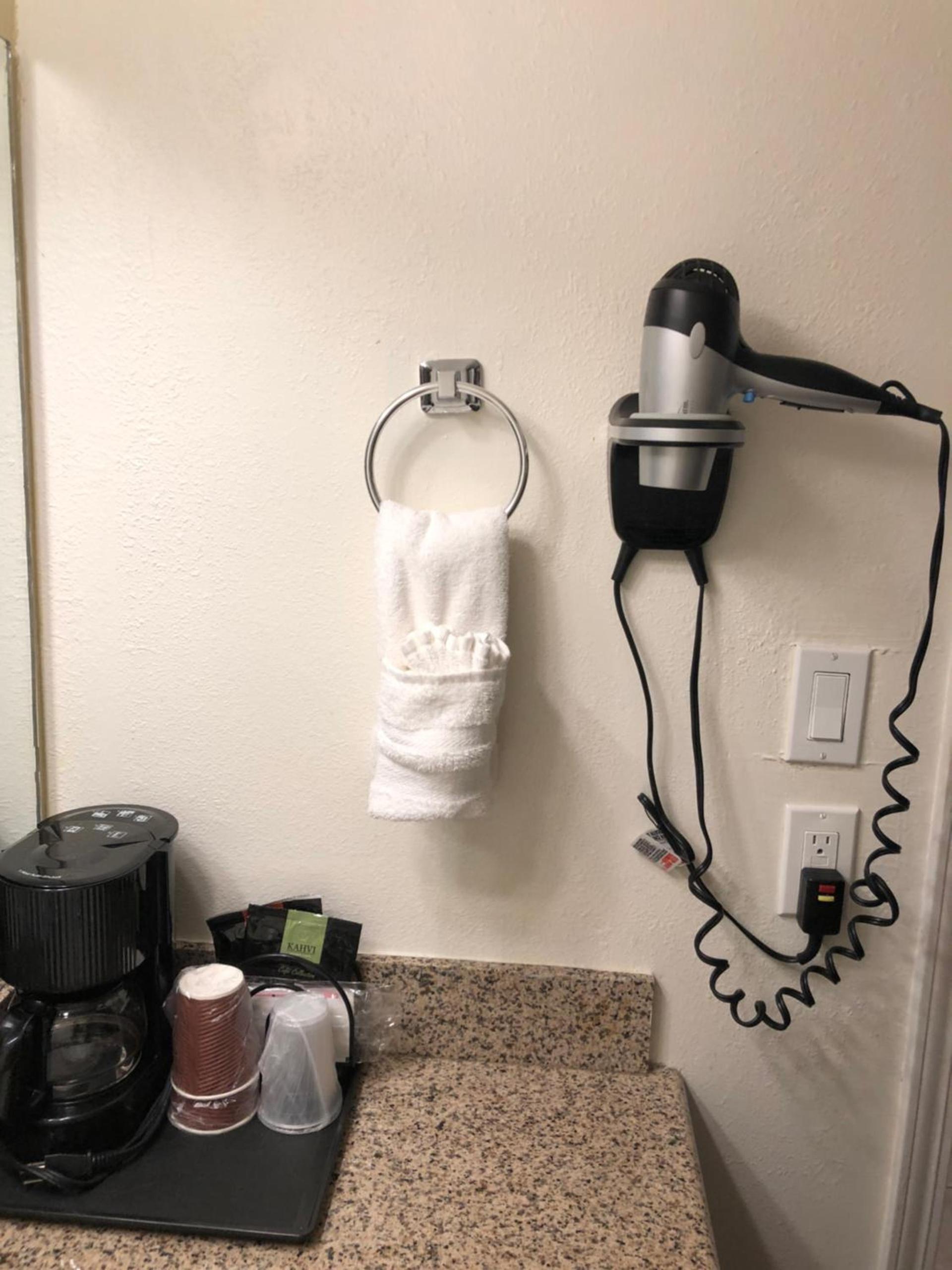 Lombard Plaza Motel photo 7