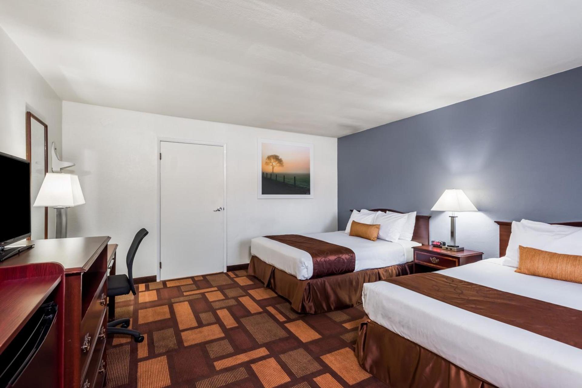 Days Inn & Suites by Wyndham Lodi photo 36