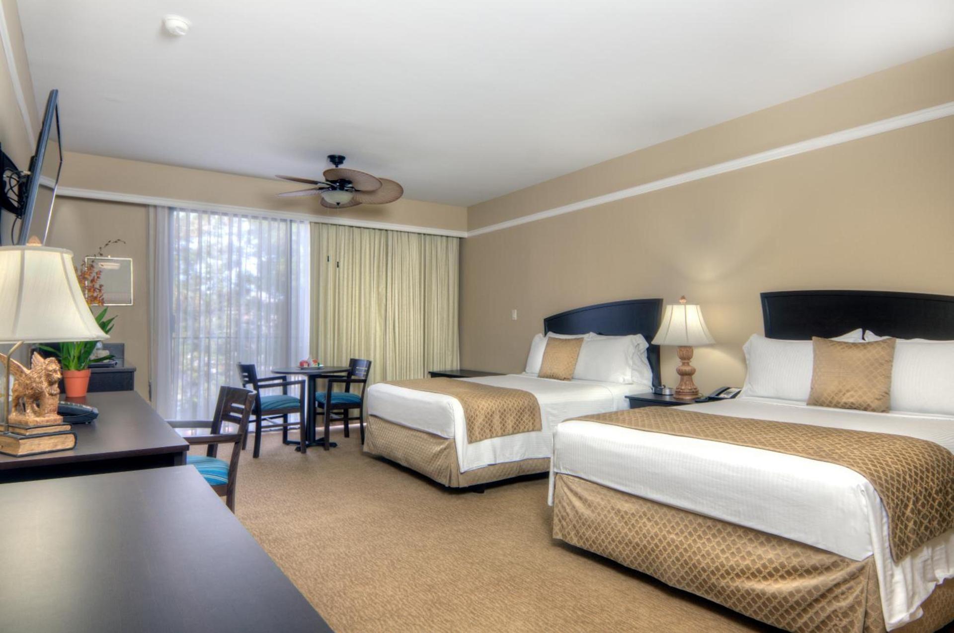 Dinah's Garden Hotel photo 22