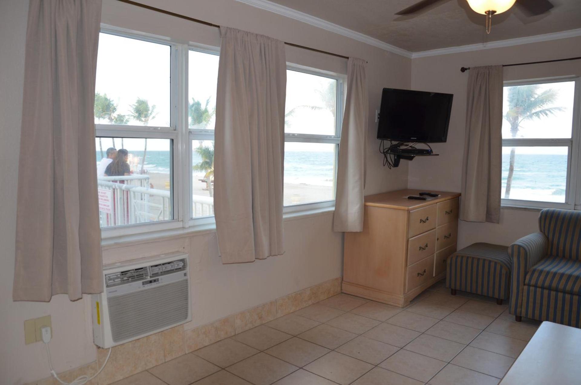 La Terrace Oceanfront photo 18