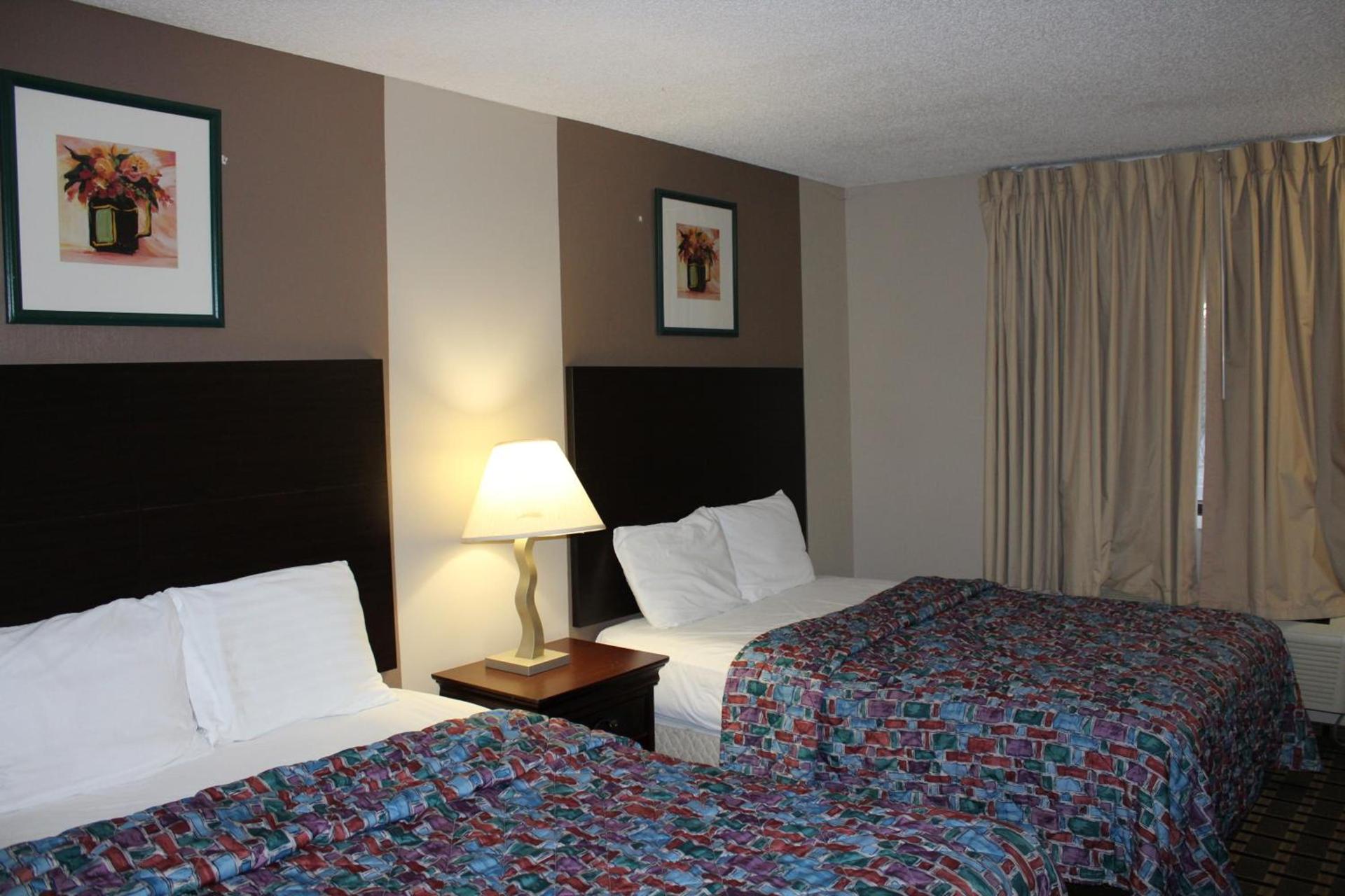 Coratel Inn and Suites Maple Grove photo 12