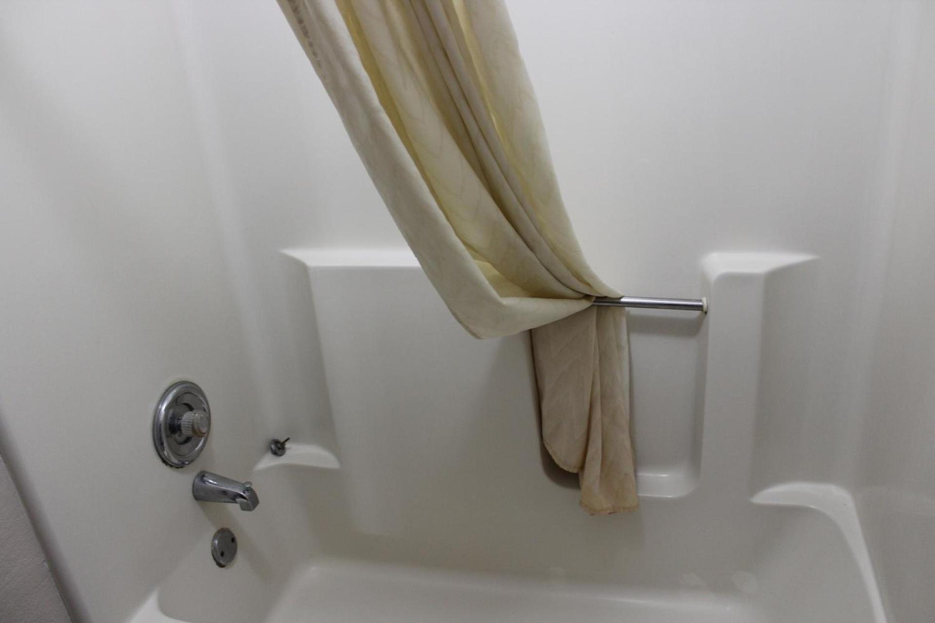 Coratel Inn and Suites Maple Grove photo 16