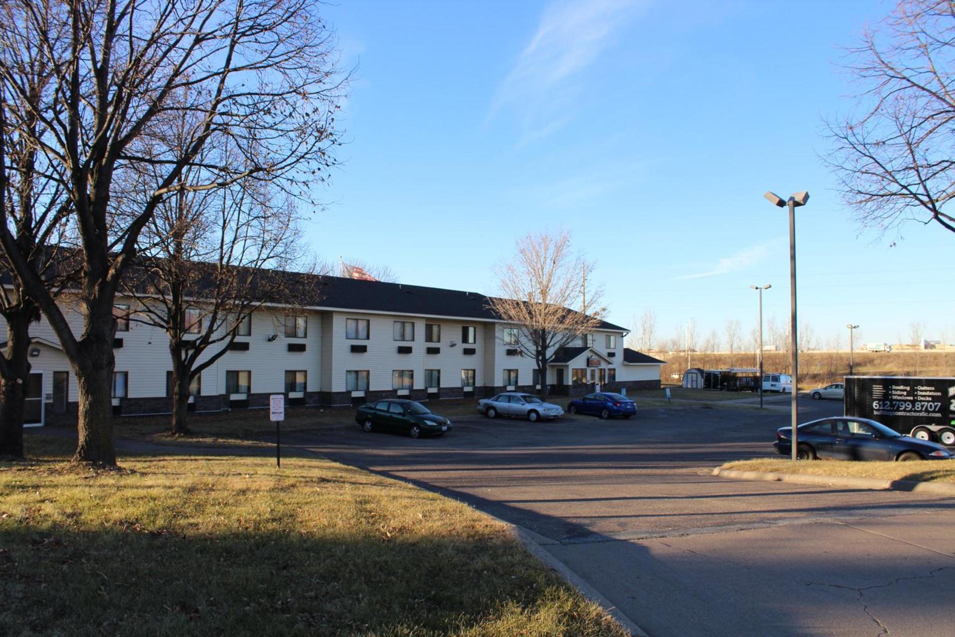 Coratel Inn and Suites Maple Grove photo 22