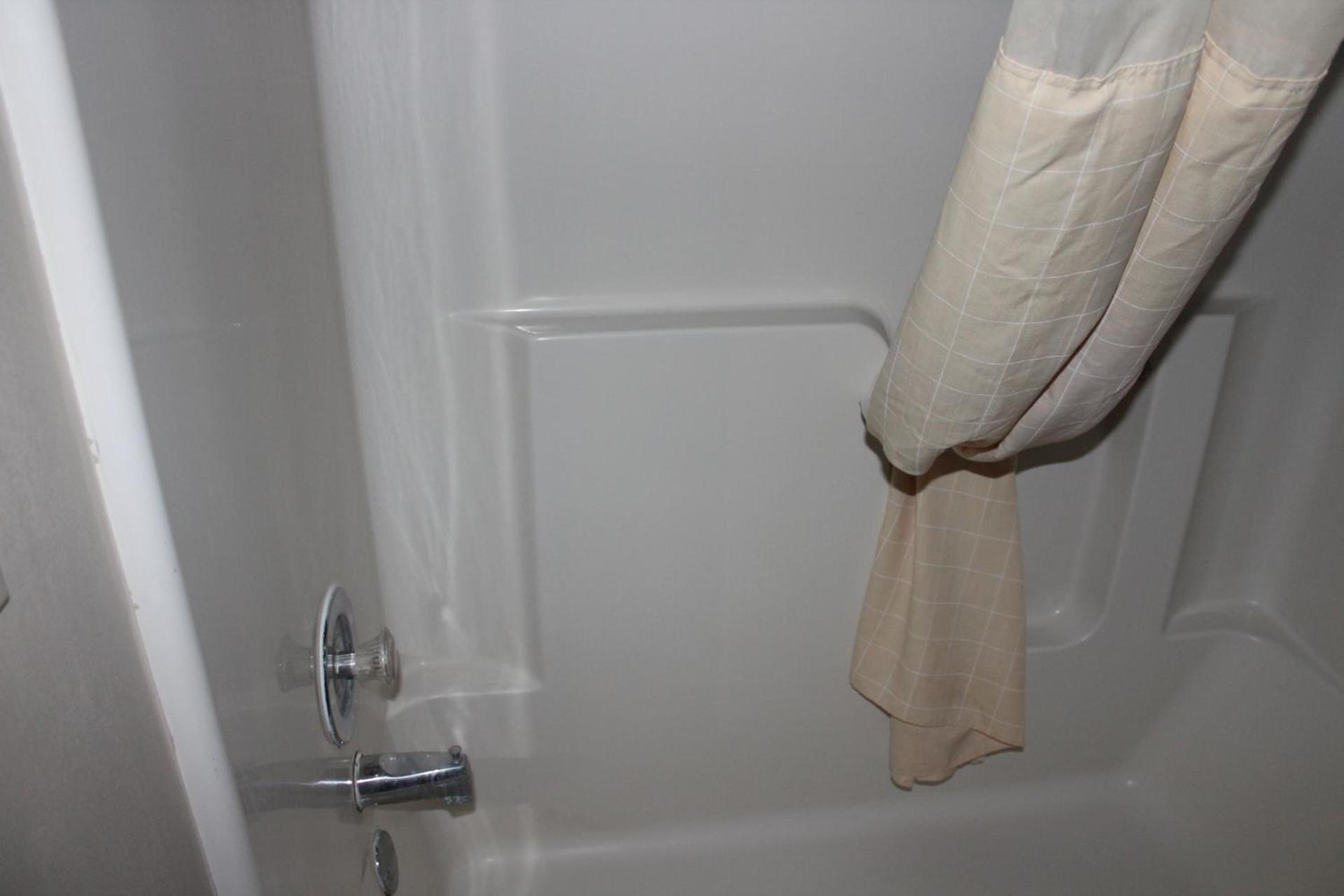 Coratel Inn and Suites Maple Grove photo 41