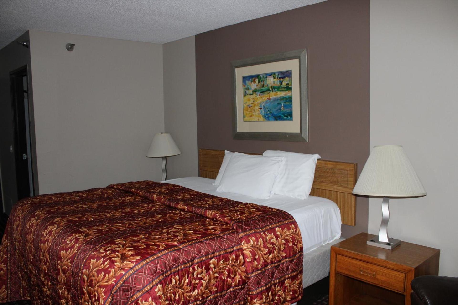 Coratel Inn and Suites Maple Grove photo 42
