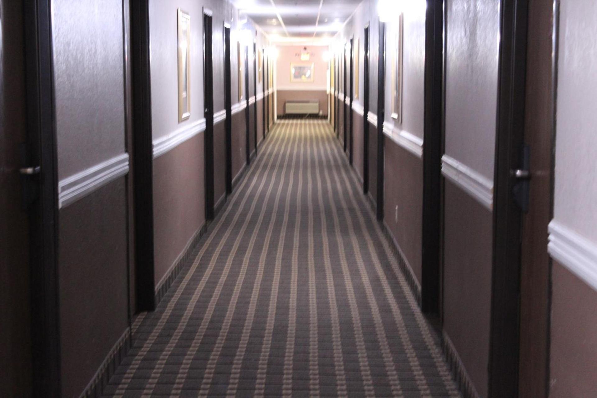 Coratel Inn and Suites Maple Grove photo 54