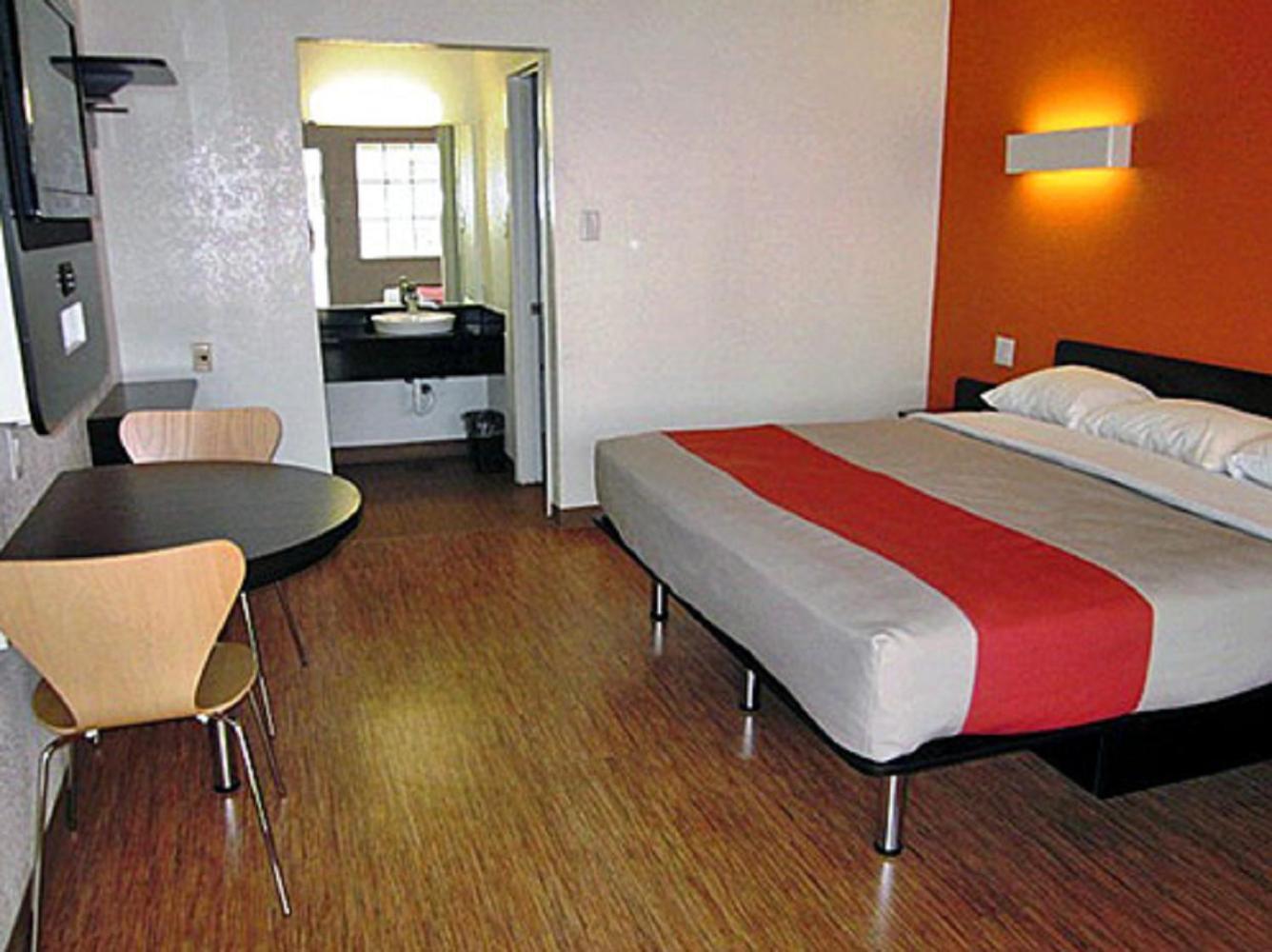 Motel 6-Stephenville, TX photo 29