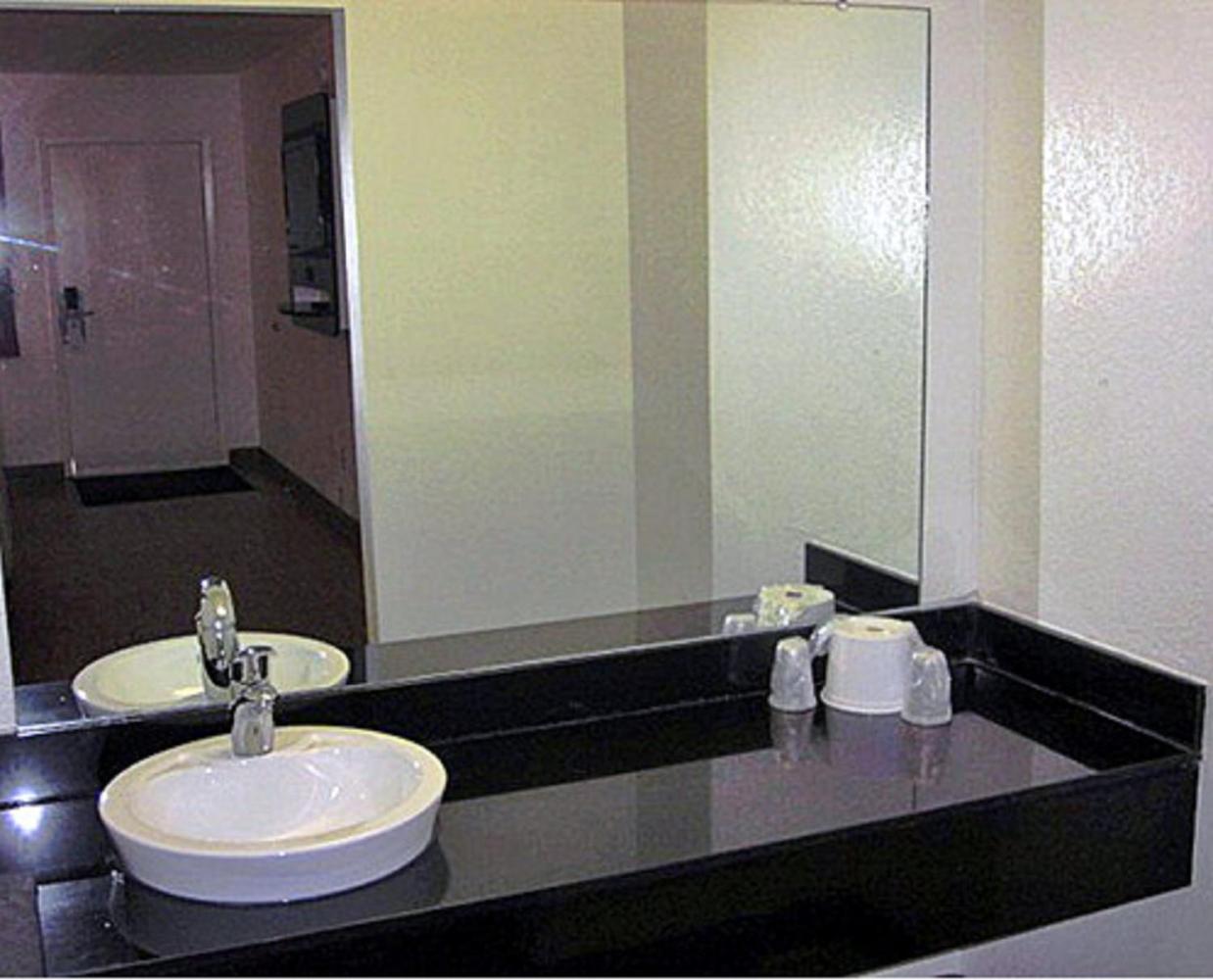 Motel 6-Stephenville, TX photo 31