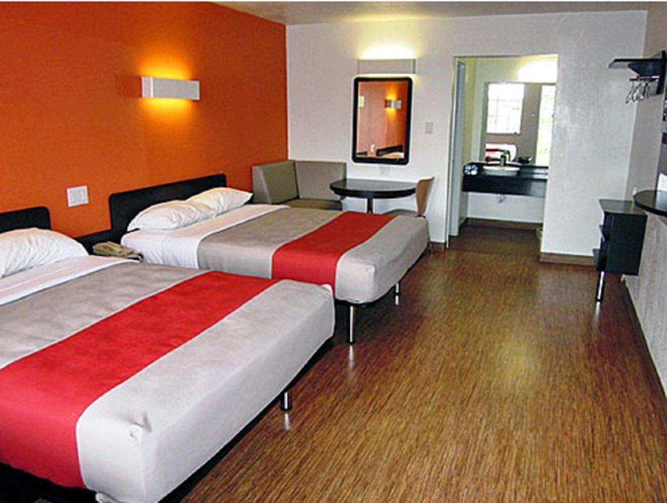 Motel 6-Stephenville, TX photo 28