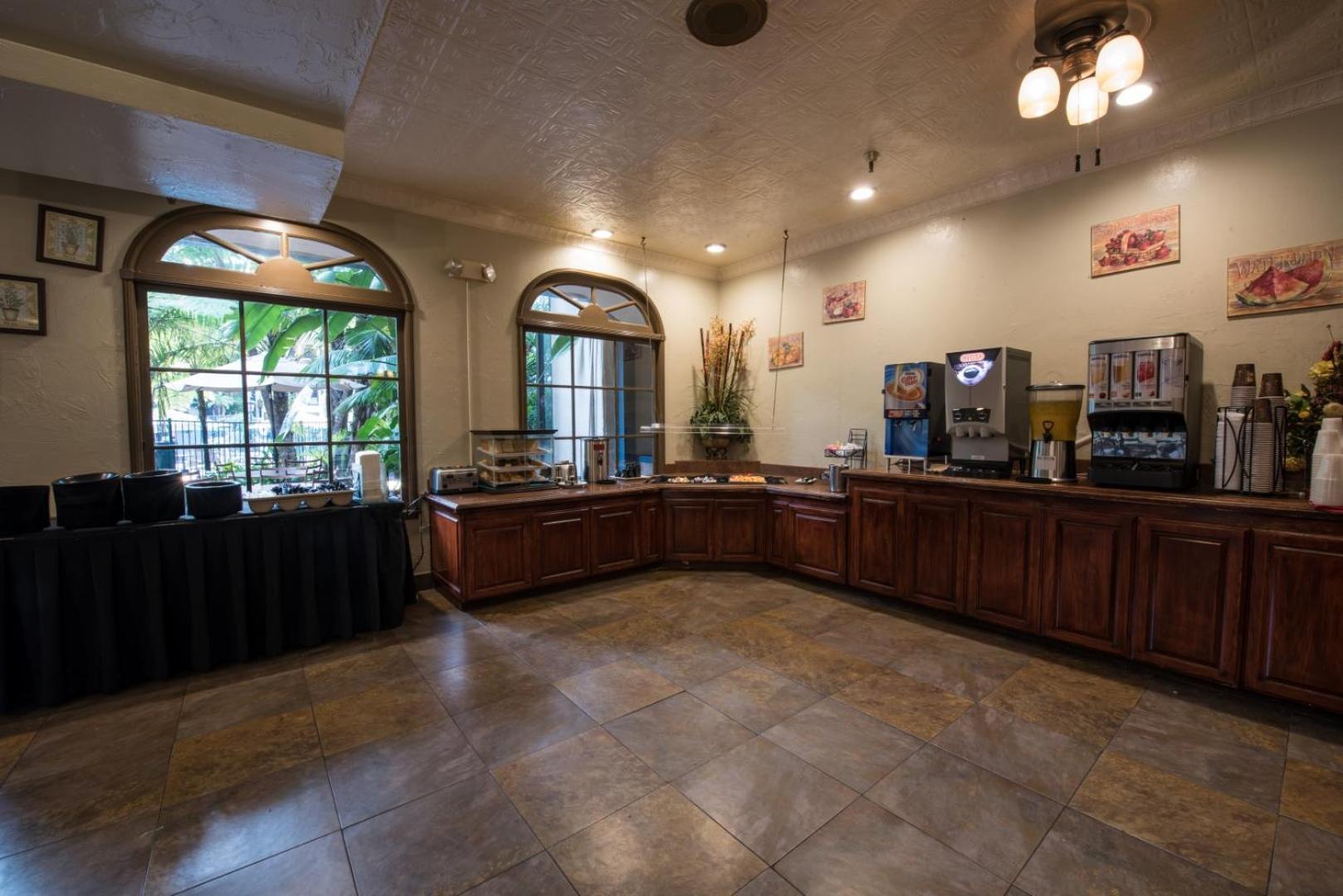Vanllee Hotel photo 42