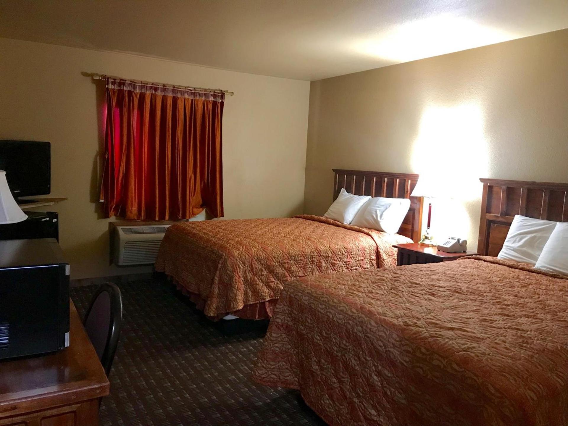 Camino Real Hotel photo 12