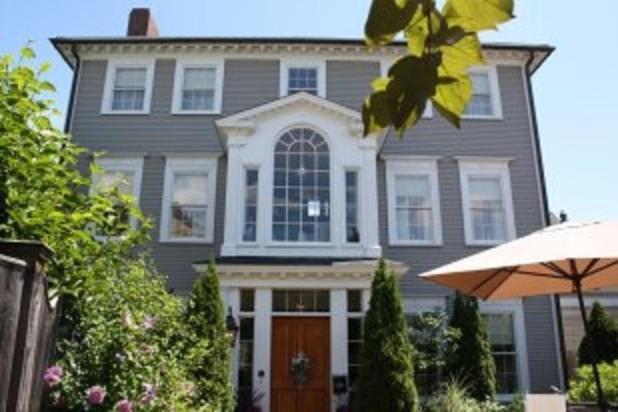 Compass Rose Inn photo 2