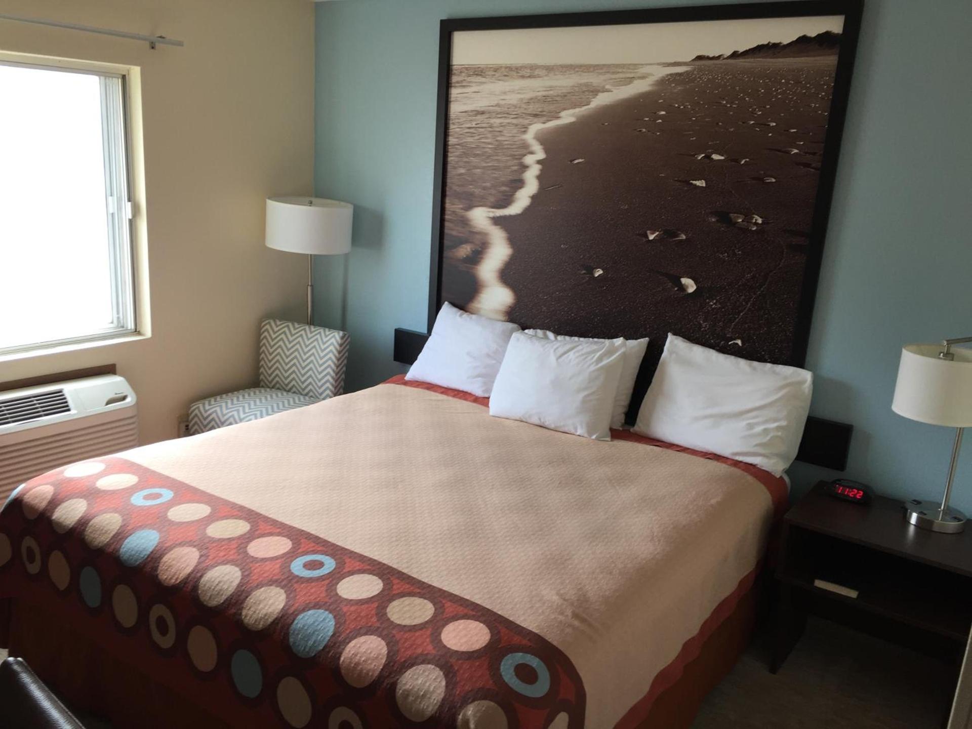 Super 8 by Wyndham College Station photo 14