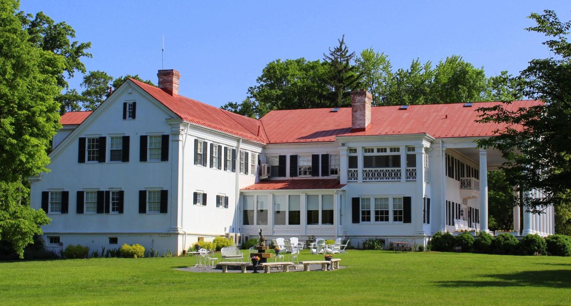 Historic Rosemont Manor photo 13