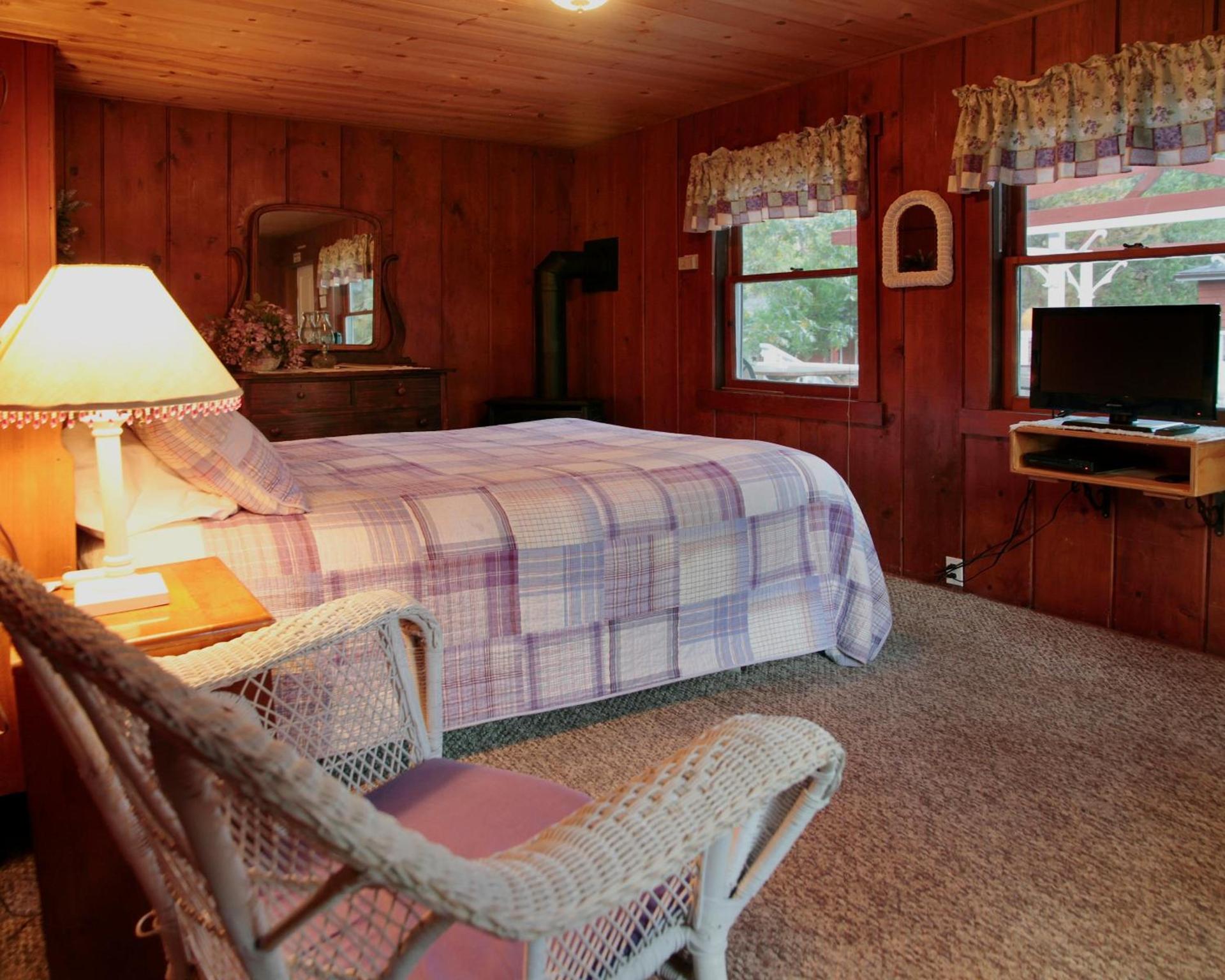 Silver Pines Lodge photo 40