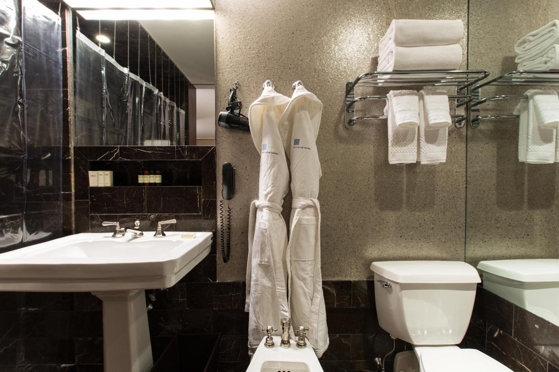 City Club Hotel photo 10