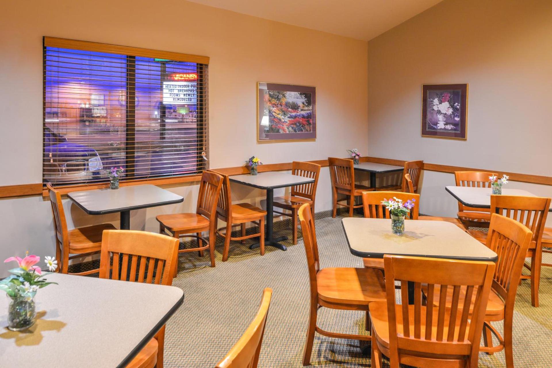 Baymont by Wyndham Sioux Falls North,I-29,Russell St, Airport photo 18