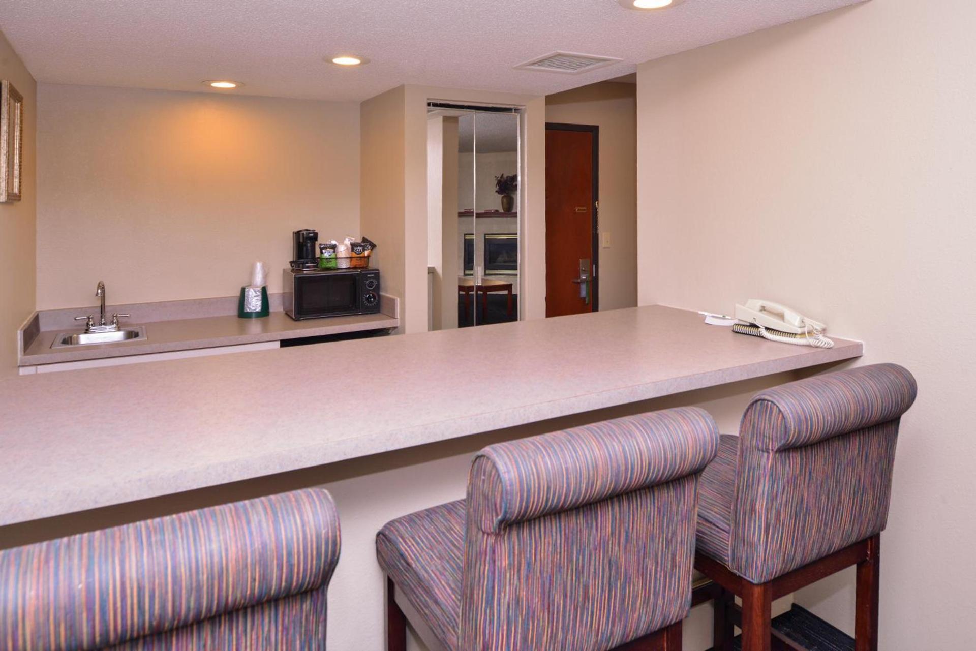 Baymont by Wyndham Sioux Falls North,I-29,Russell St, Airport photo 31