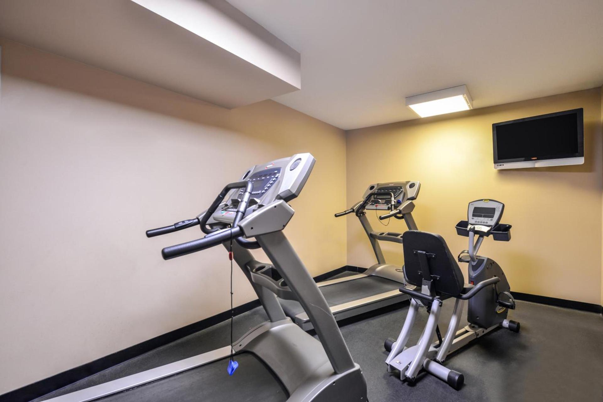 Baymont by Wyndham Sioux Falls North,I-29,Russell St, Airport photo 19