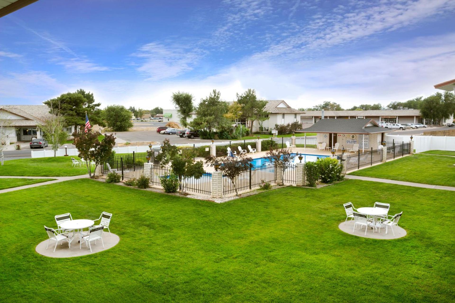 Days Inn by Wyndham Delta photo 22