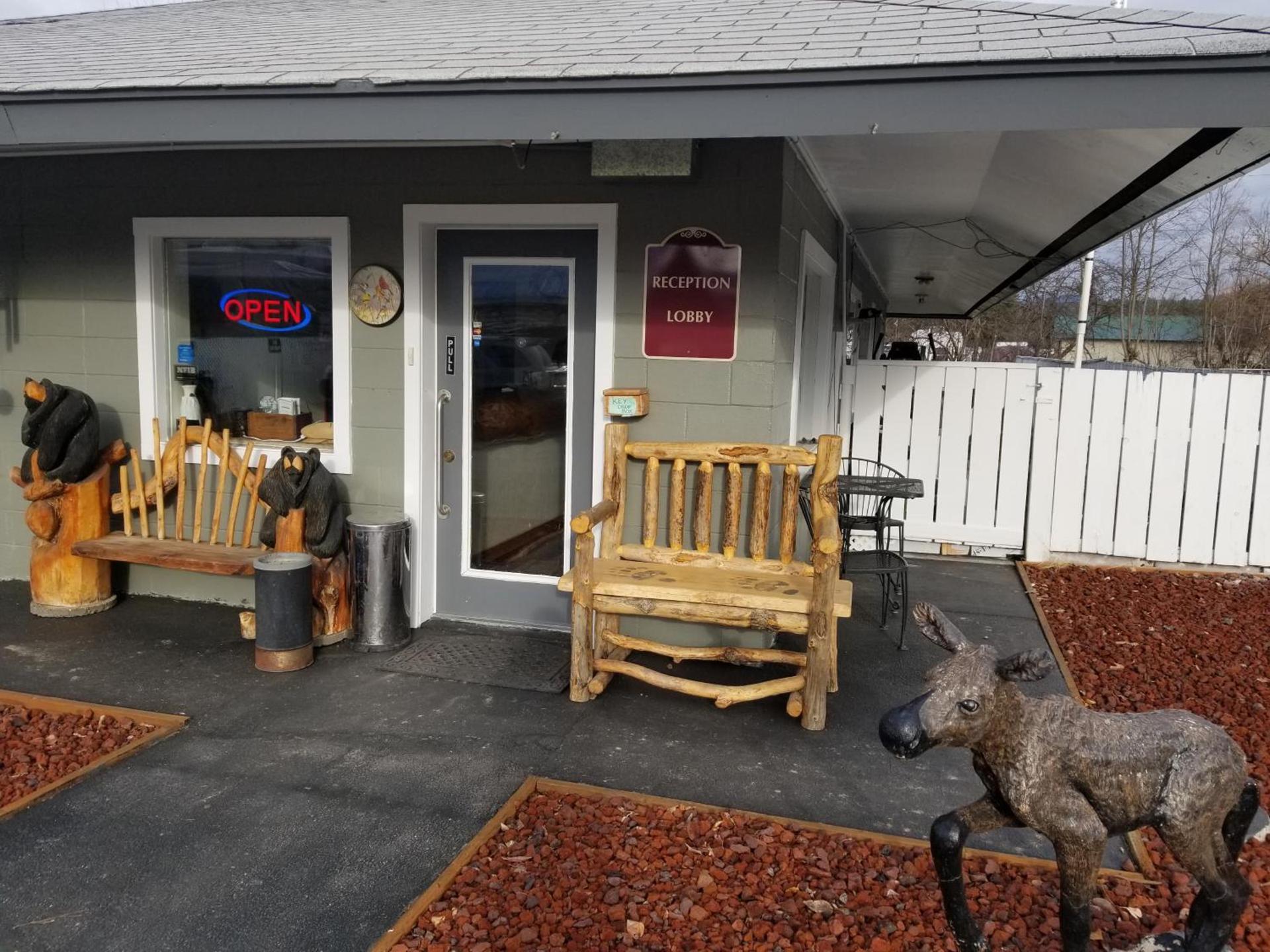 Sandman Motel photo 20