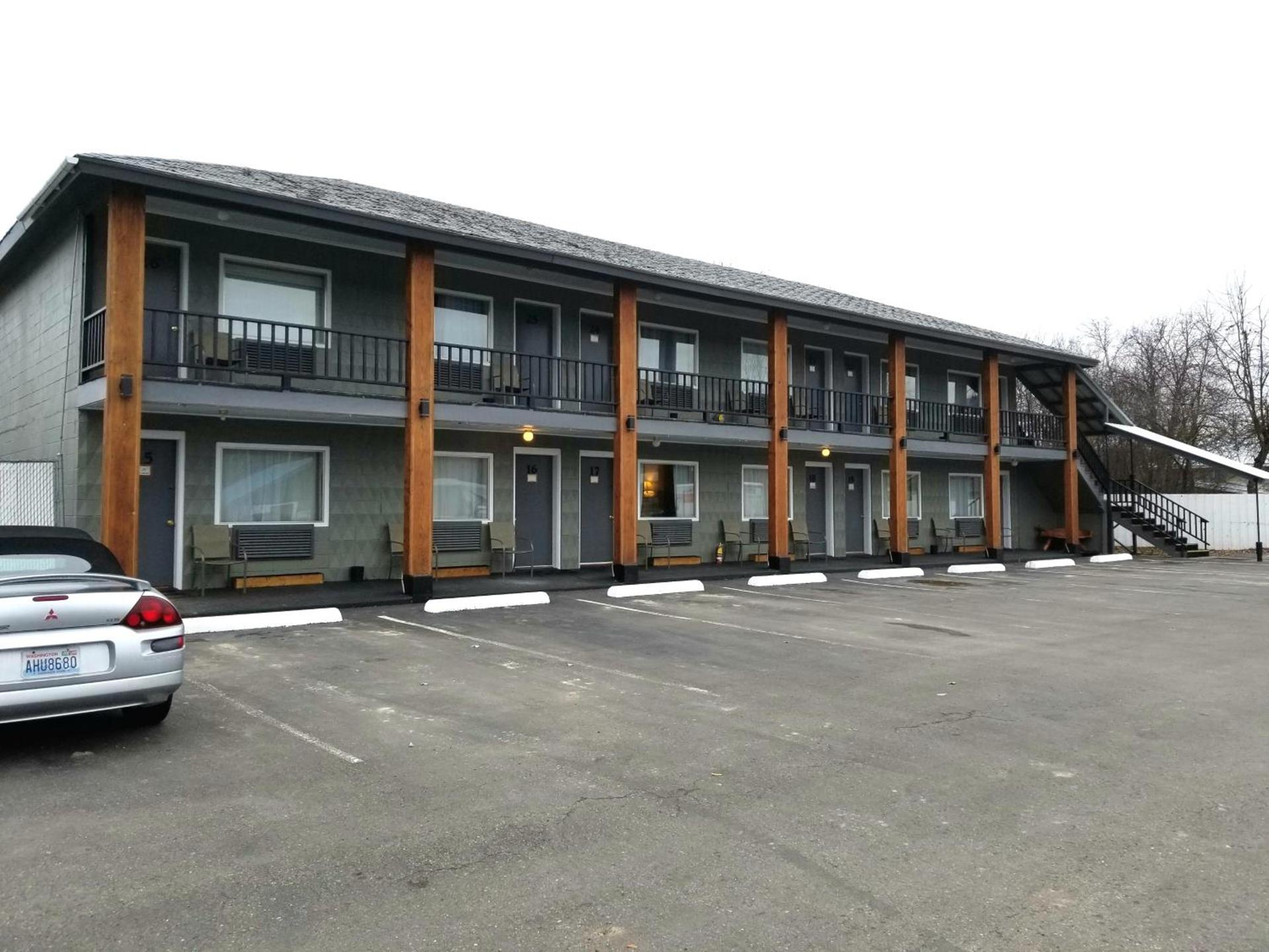 Sandman Motel photo 19