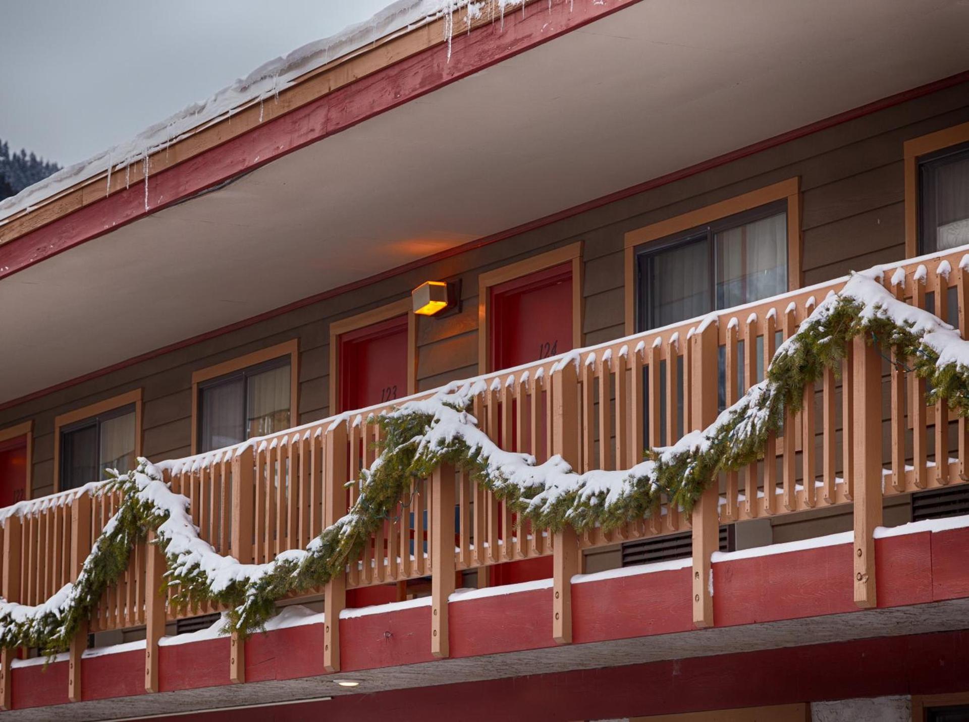 Antler Inn photo 18