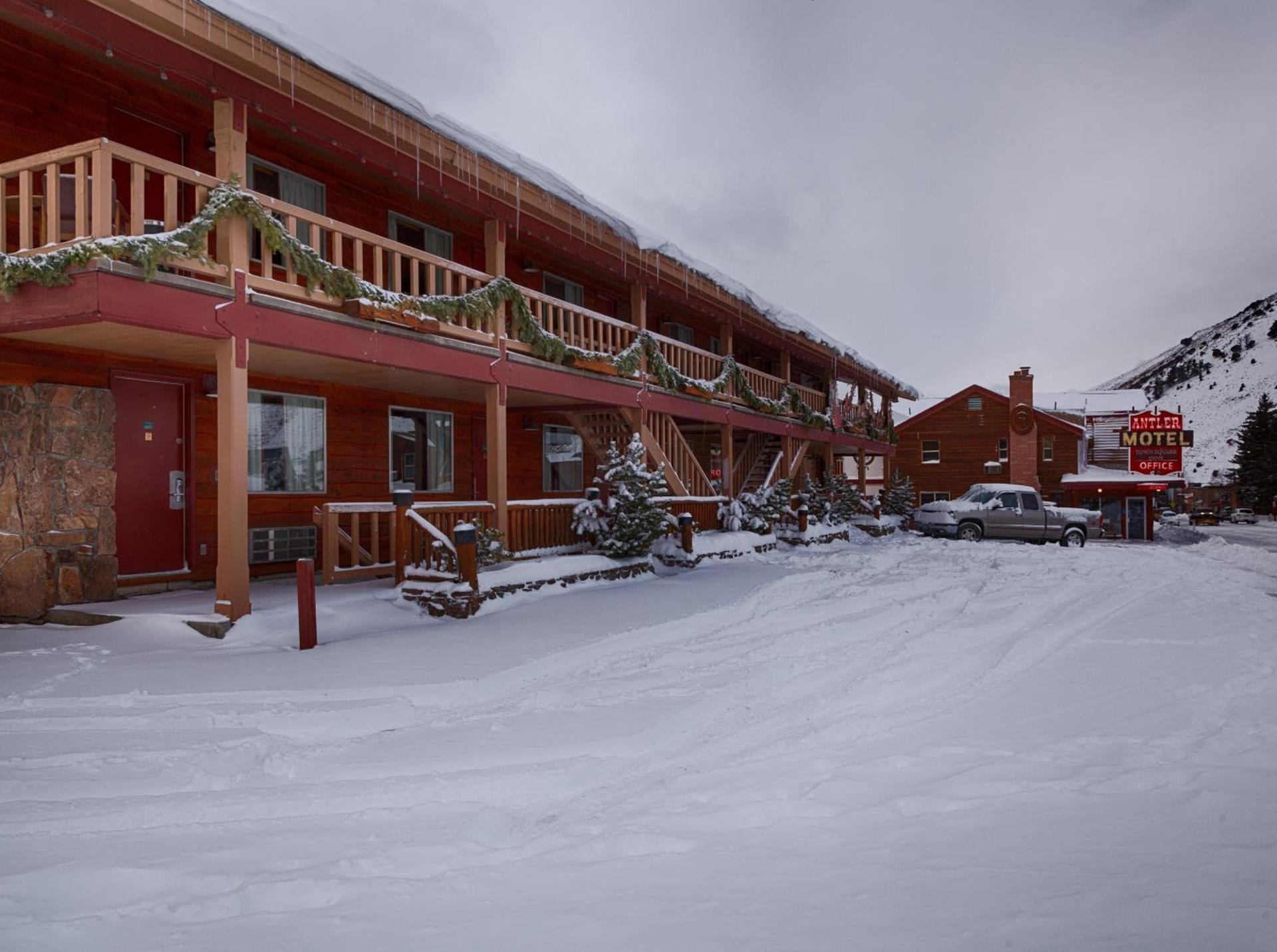 Antler Inn photo 19