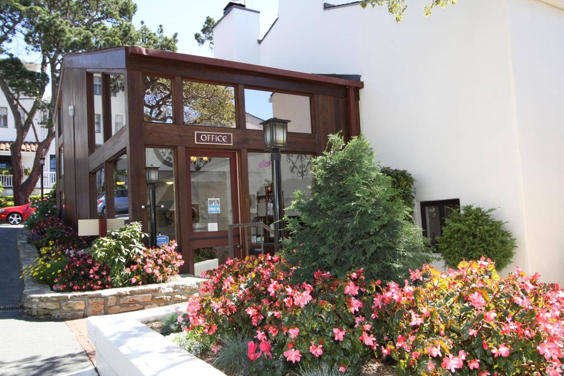 Lobos Lodge photo 33